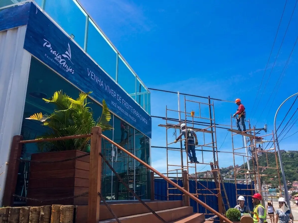 Construtora Volendam — Montagem